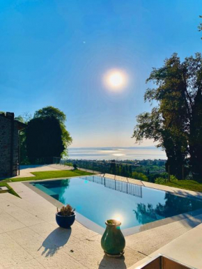 Villa Emma Lazise. Astonishing lake view